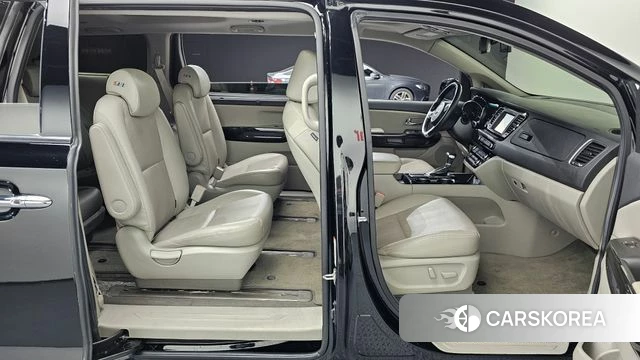 Kia The New Carnival id 3899996 из Кореи 9