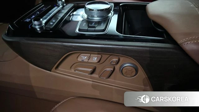 Genesis G90 id 4362814 из Кореи 9
