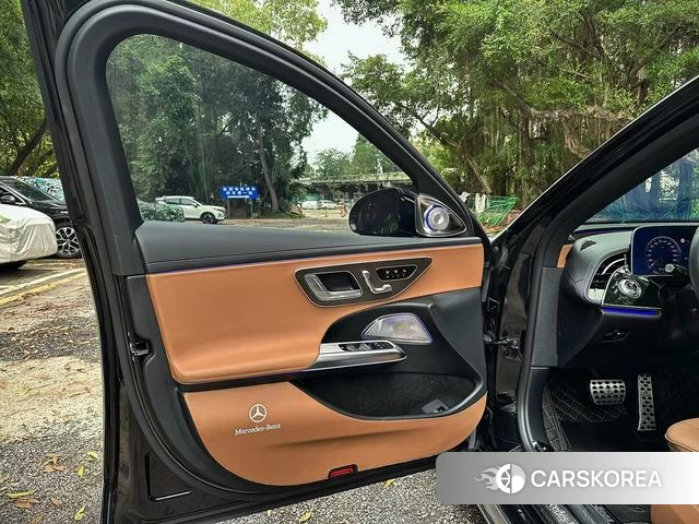 Mercedes-Benz E-class id 4353712 из Китая 9