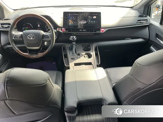 Toyota Saina id 4276923 из Китая 9