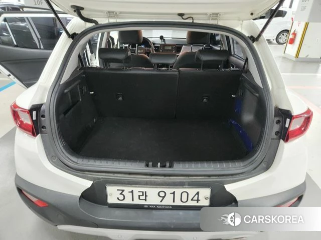 Kia Stonic id 4311135 из Кореи 9
