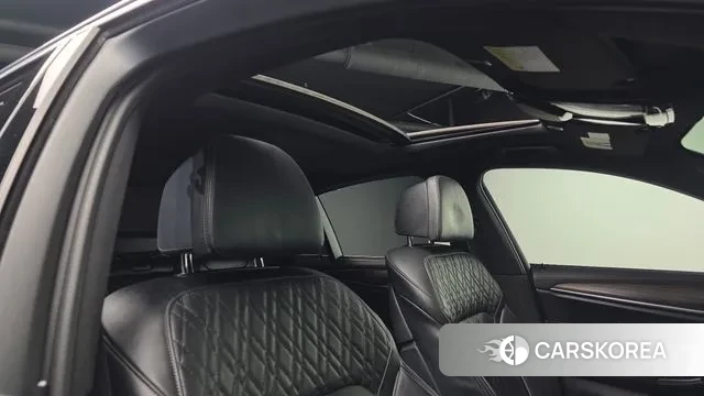 BMW 5 Series (G30) id 3687705 из Кореи 9