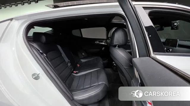 Kia Stinger id 3703705 из Кореи 9