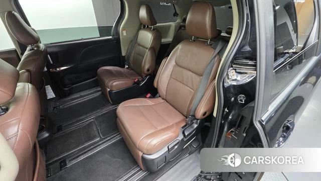 Toyota Sienna id 4508617 из Кореи 9