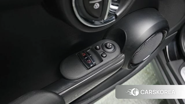 Mini Cooper D id 4250998 из Кореи 9