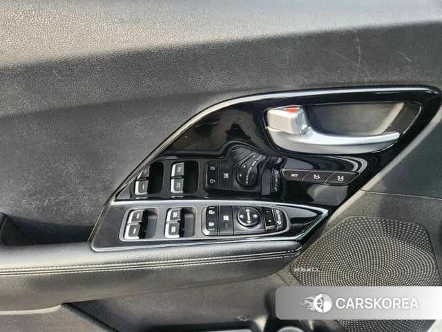 Kia Niro EV id 3866640 из Кореи 9