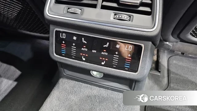 Audi A6 (C8) id 3028590 из Кореи 9