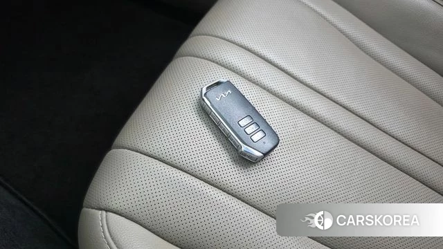 Kia K8 Hybrid id 4656739 из Кореи 9