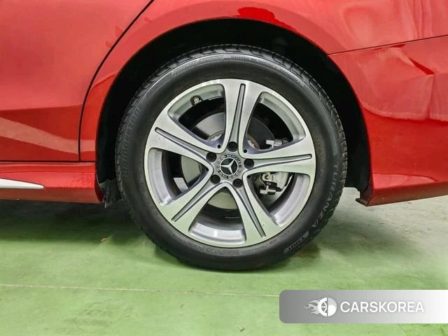 Mercedes-Benz Class C id 4238325 из Китая 9
