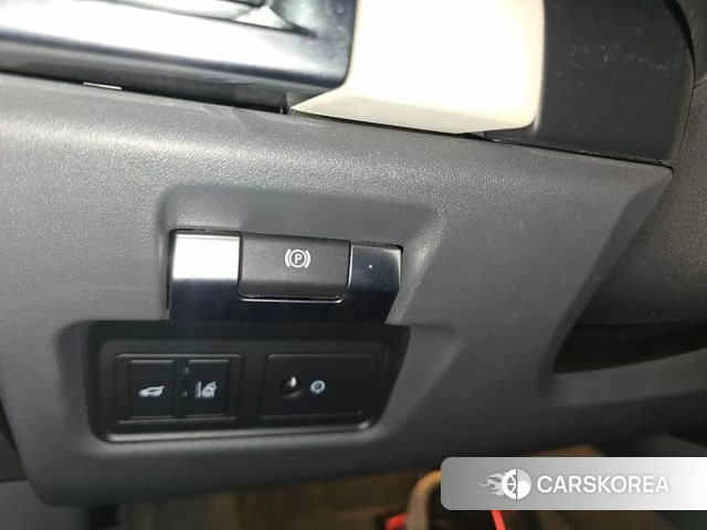 Jaguar E-PACE id 3937057 из Кореи 9