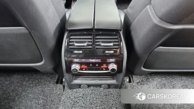 BMW 5 Series (G30) id 3060604 из Кореи 9