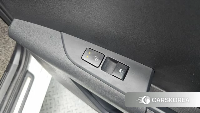 Kia Di Ol Nu Niro id 4608992 из Кореи 9