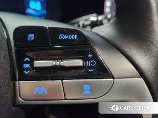 Hyundai Avante (CN7) id 3694815 из Кореи 9