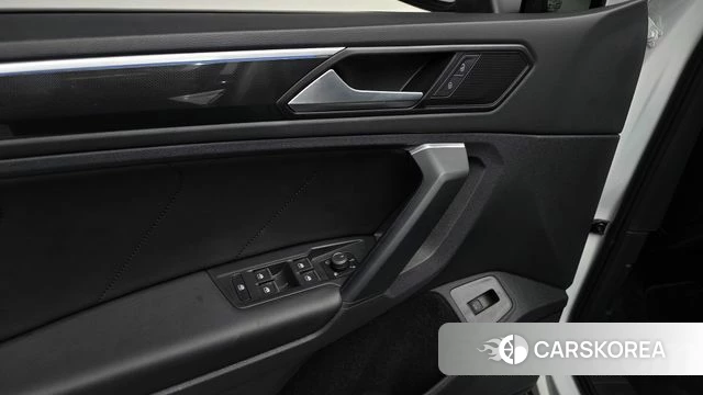 Volkswagen Tiguan second Generation id 4957696 из Кореи 9