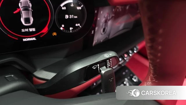 Porsche 911(992) id 4223795 из Кореи 9