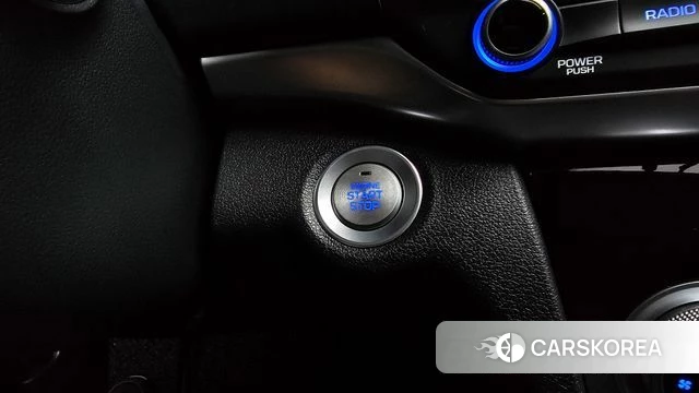 Hyundai The New Avante AD id 3965974 из Кореи 9