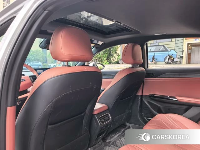 Geely Galaxy Galaxy L6 id 3945134 из Китая 9
