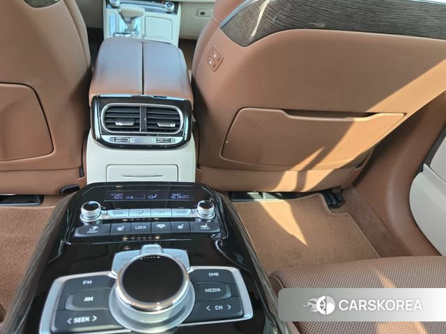 Genesis G90 id 4310069 из Кореи 9