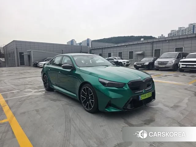 BMW M5 (G90) id 3732589 из Кореи 9