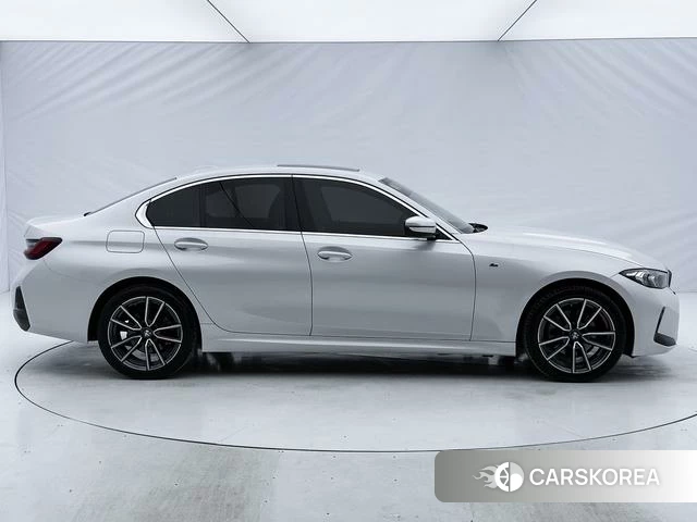 BMW 3 series id 4256940 из Китая 9