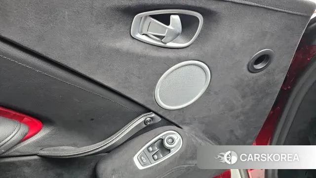 Aston Martin Vantage 2nd Generation id 3612467 из Кореи 9