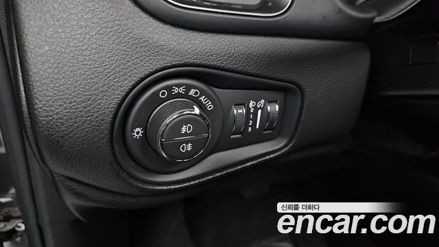 Jeep Renegade id 2916718 из Кореи 9