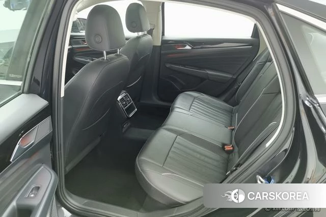 Volkswagen Passat id 4321155 из Китая 9
