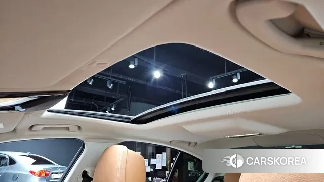 BMW 5 Series (G30) id 3438464 из Кореи 9