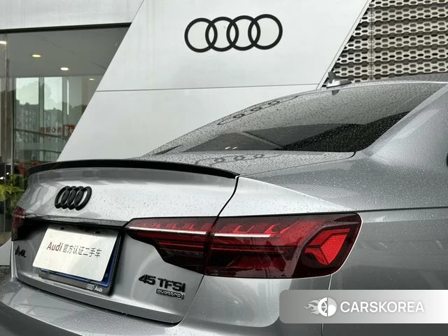 Audi A4L id 4290186 из Китая 9