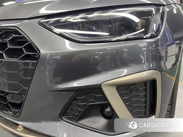 Audi A4L id 4275644 из Китая 9