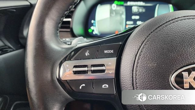 Kia K7 Premier Hybrid id 4429812 из Кореи 9