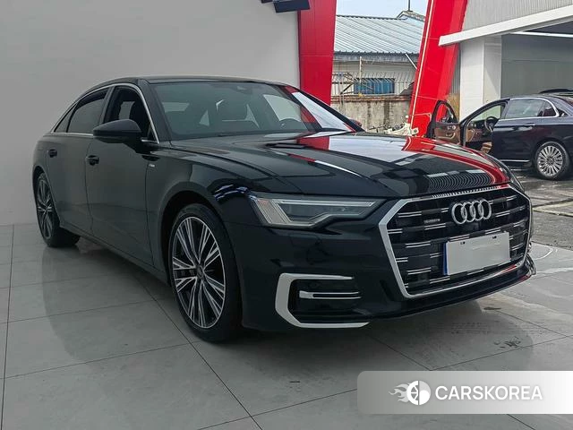 Audi A6L id 4299983 из Китая 9