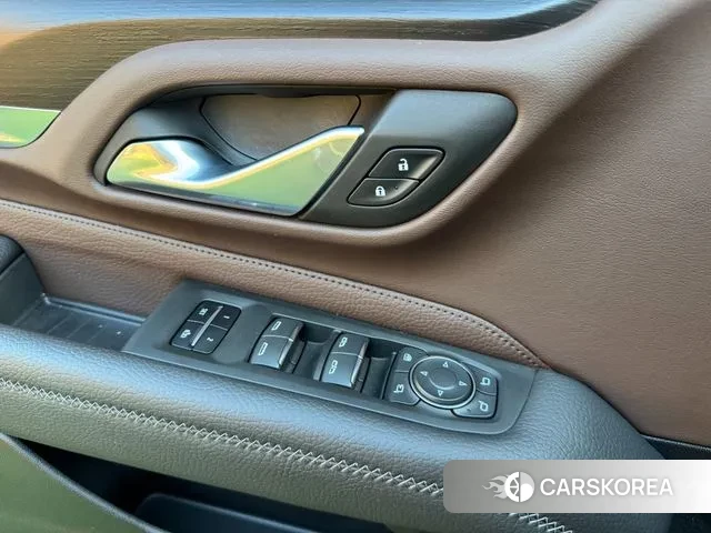 GMC Yukon id 3634589 из Кореи 9