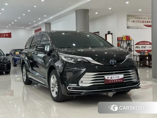 Toyota Saina id 4263585 из Китая 9