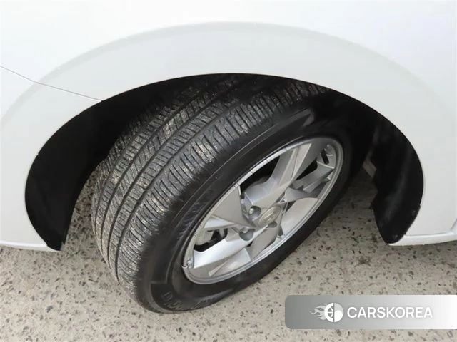 Hyundai Avante (CN7) id 4331197 из Кореи 9