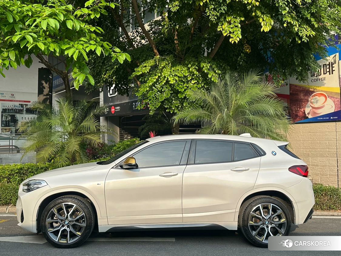 BMW X2 id 4486173 из Китая 9