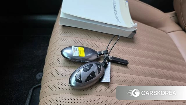 Hyundai Grandeur Hybrid (GN7) id 4381407 из Кореи 9