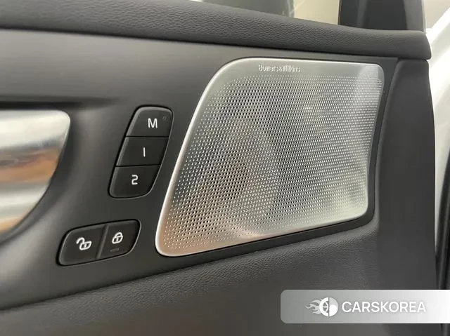 Volvo V60 Cross-Country 2nd Generation id 3217369 из Кореи 9