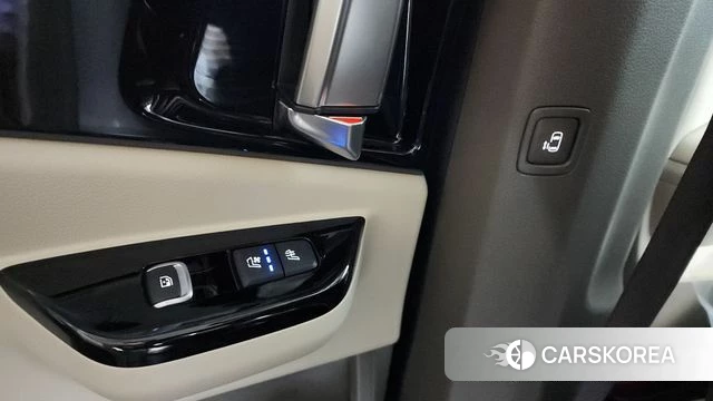 Kia Carnival 4th generation id 3850827 из Кореи 9