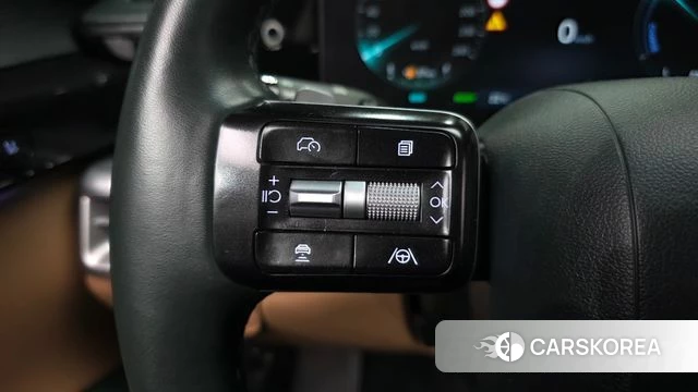 Hyundai Grandeur Hybrid (GN7) id 4555377 из Кореи 9