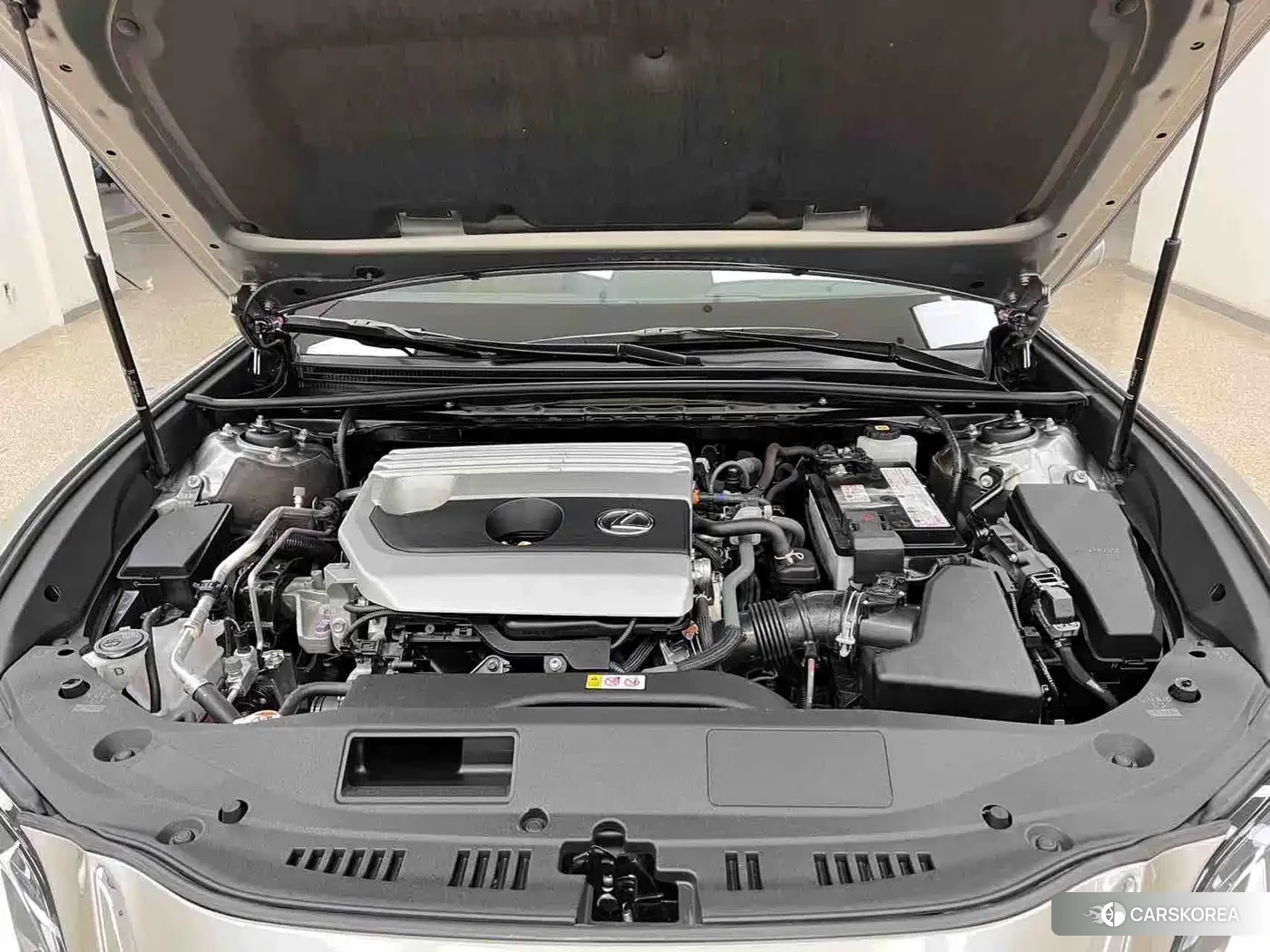 Lexus ES id 4539025 из Китая 9