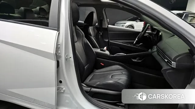 Hyundai Avante (CN7) id 2989166 из Кореи 9