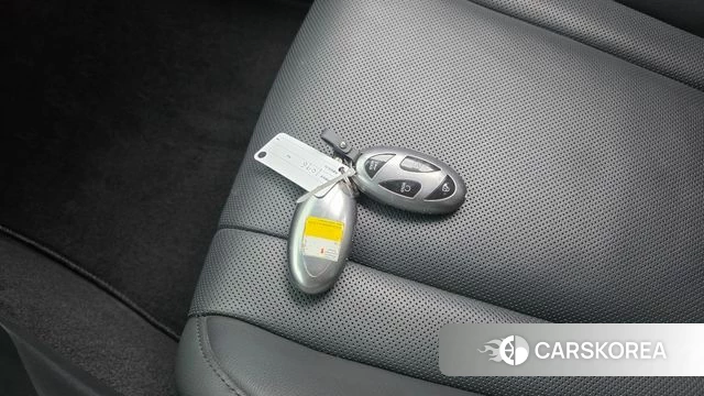 Hyundai Grandeur (GN7) id 4905052 из Кореи 9