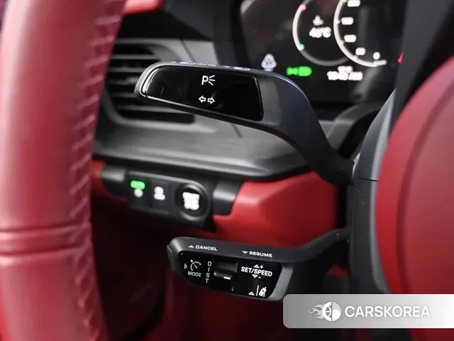 Porsche 911(992) id 3605504 из Кореи 9