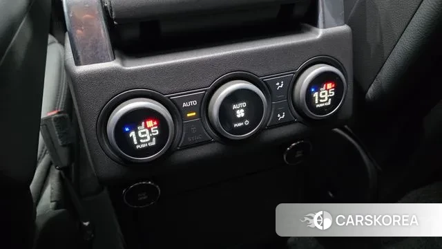 Land Rover Discovery 5 id 3448815 из Кореи 9