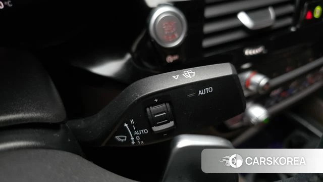 BMW 5 Series (G30) id 4495211 из Кореи 9