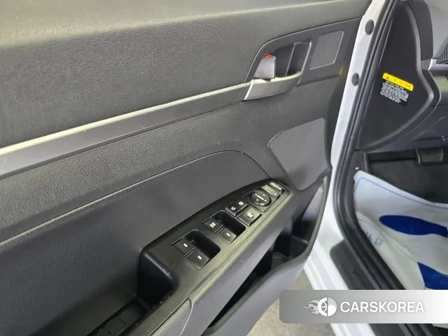 Hyundai The New Avante AD id 3742115 из Кореи 9