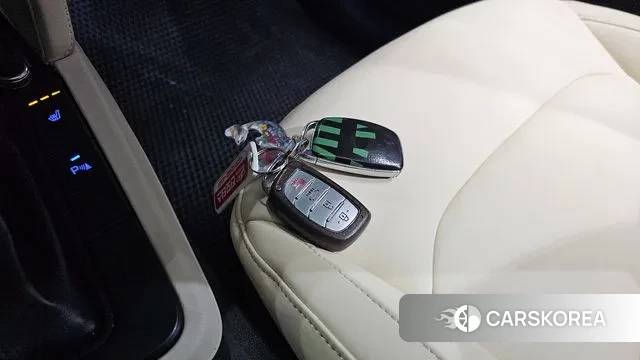 Hyundai Avante AD id 3547712 из Кореи 9