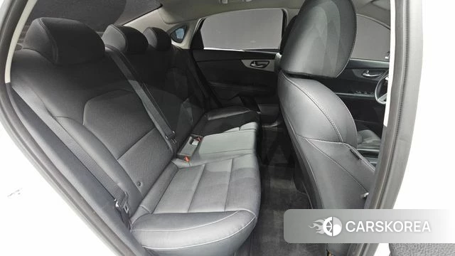 Kia Come New K3 id 4232575 из Кореи 9