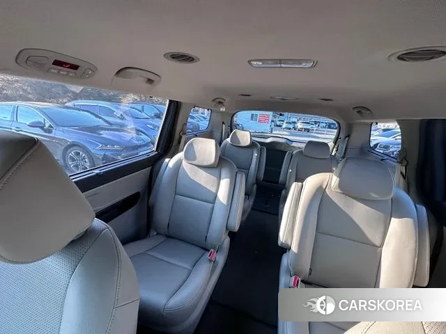 Kia The New Carnival id 3636401 из Кореи 9